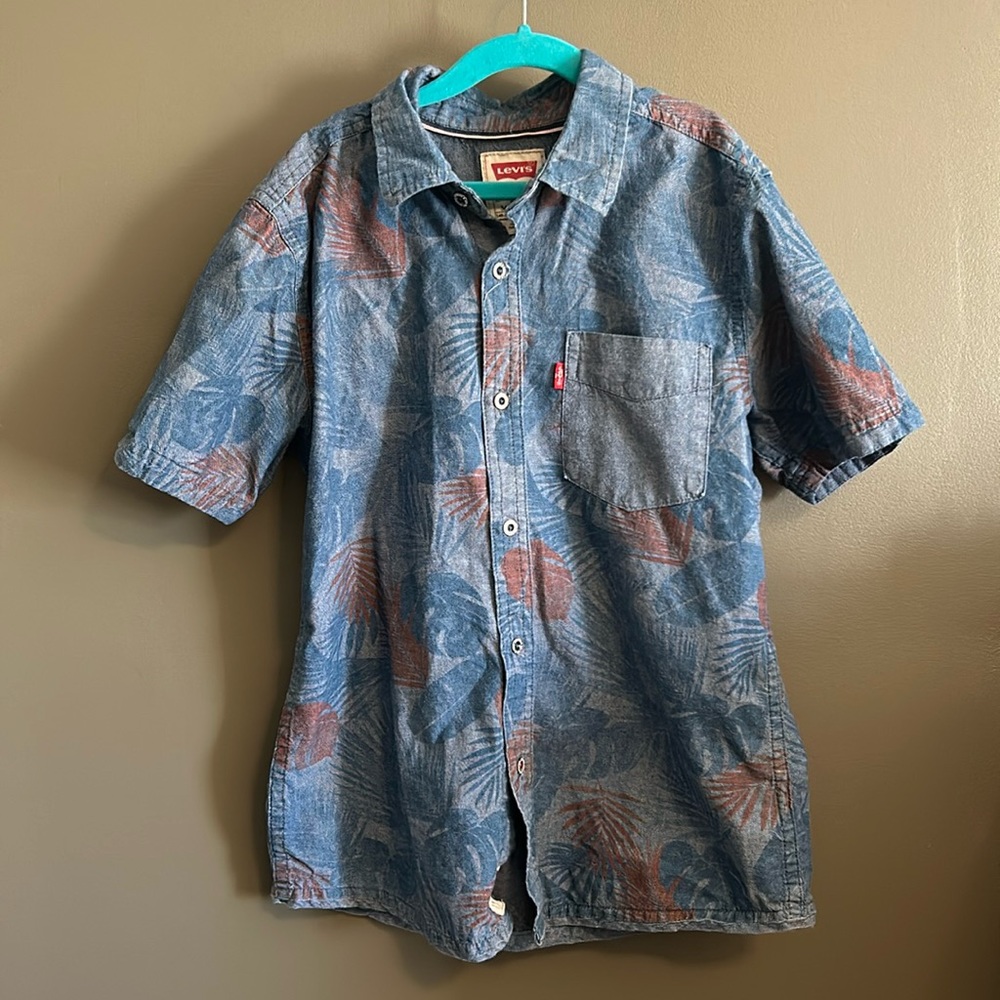 Levi’s boys button down short sleeve